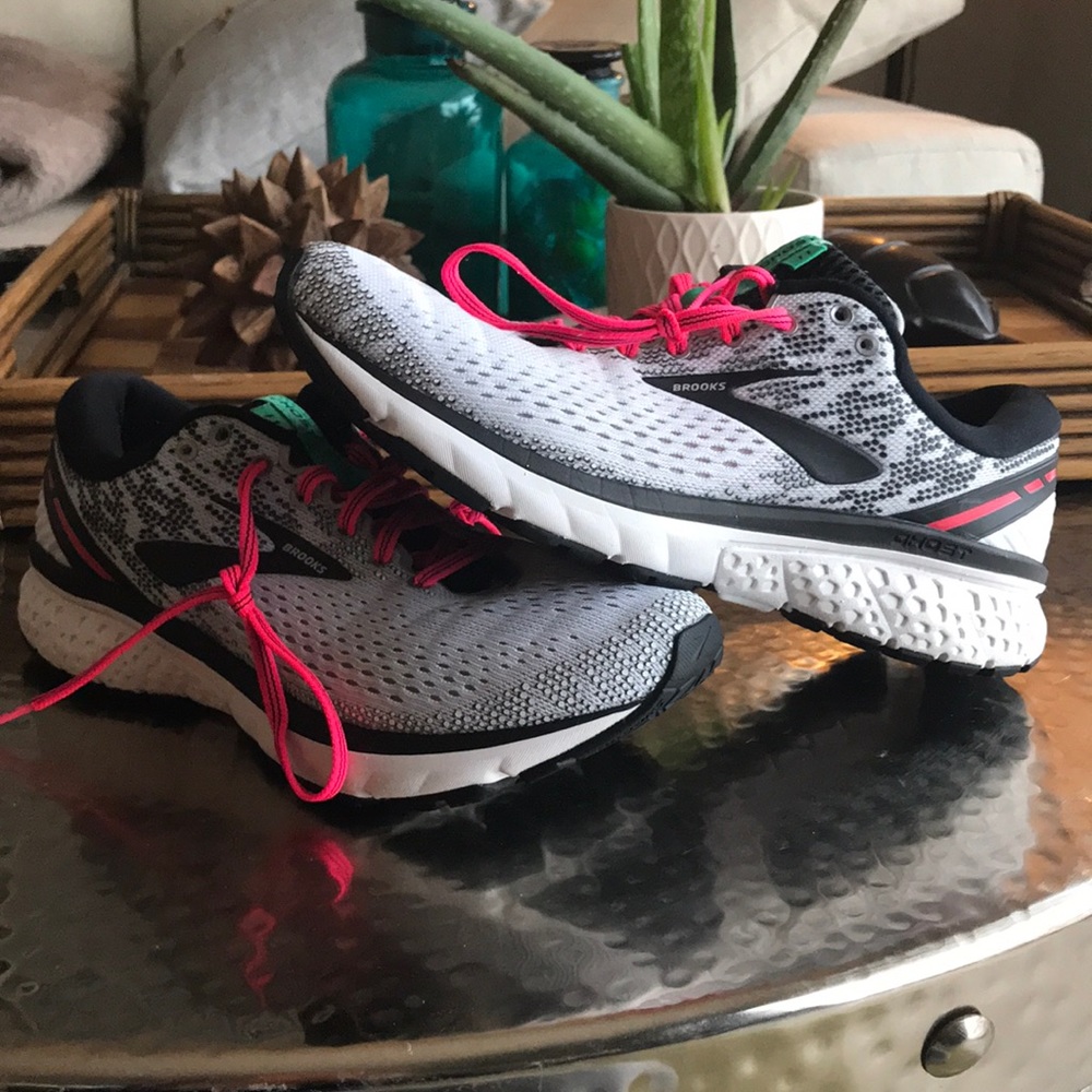Brooks Ghost 11 Running Shoes